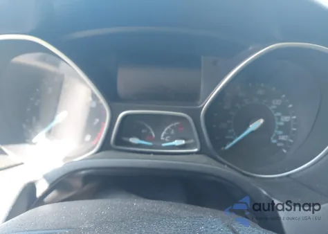 2013 Ford Focus Se z USA, uszkodzony, nr VIN 1FADP3F29DL151016